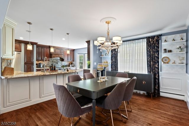 16 Baldwin Ter, Wayne Twp., NJ 07470