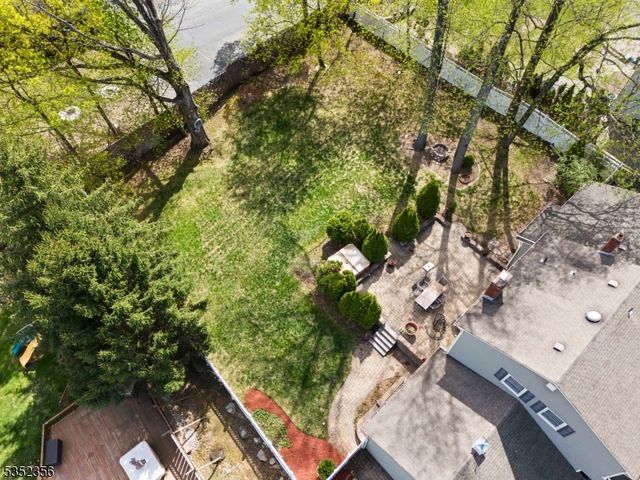 16 Baldwin Ter, Wayne Twp., NJ 07470