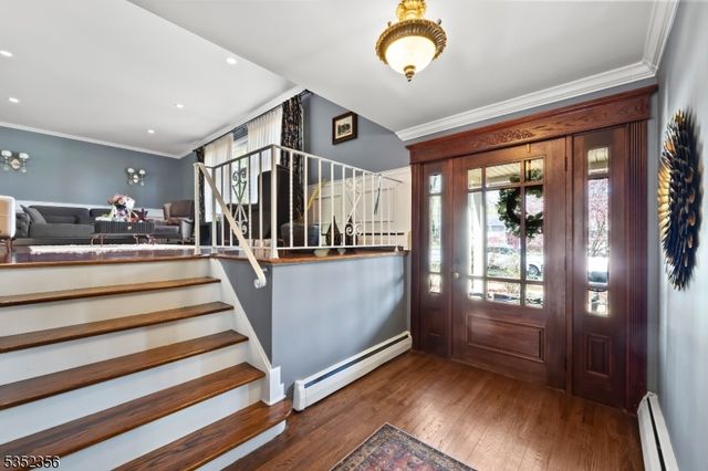 16 Baldwin Ter, Wayne Twp., NJ 07470
