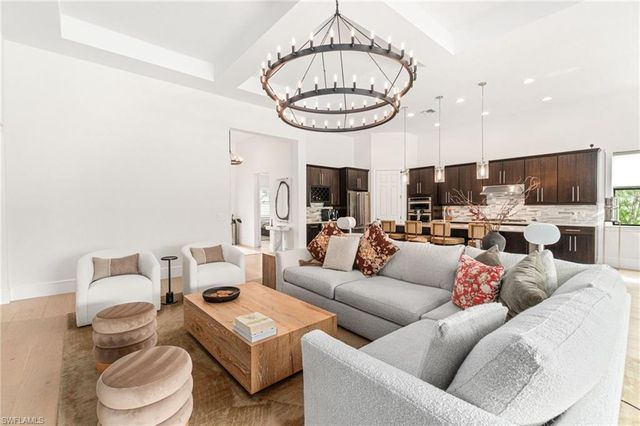 16201 Camden Lakes CIR, Naples, FL 34110