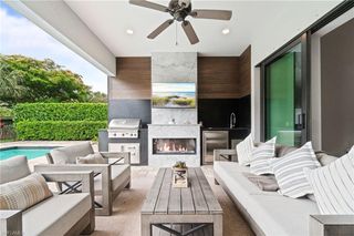 16201 Camden Lakes CIR, Naples, FL 34110