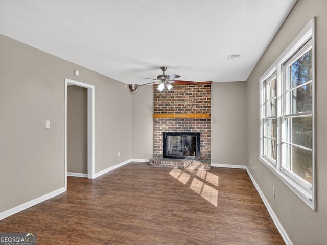 408 Rockbridge Court, Stone Mountain, GA 30088