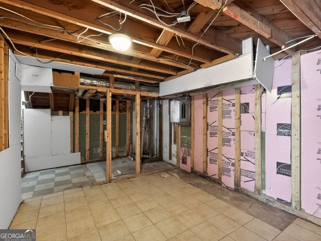 408 Rockbridge Court, Stone Mountain, GA 30088