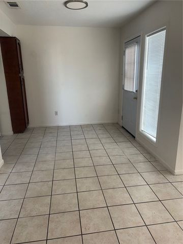 6513 Long Meadow Dr, Corpus Christi, TX 78413