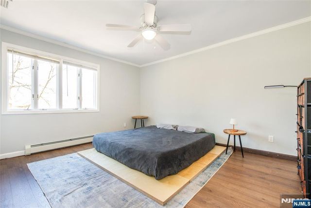 8 Stonehedge Lane, Andover Boro, NJ 07821