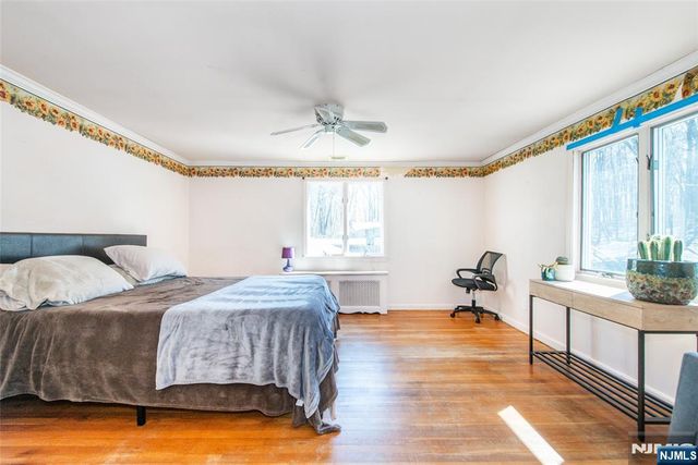 8 Stonehedge Lane, Andover Boro, NJ 07821