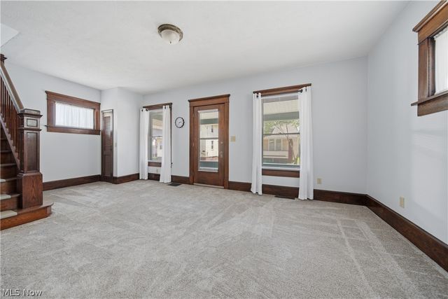 2613 Crown Place NW, Canton, OH 44708