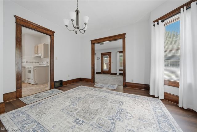 2613 Crown Place NW, Canton, OH 44708