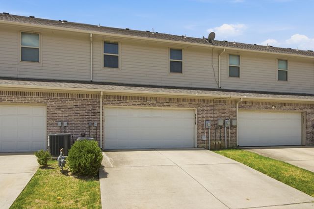 4818 Empire Way, Irving, TX 75038