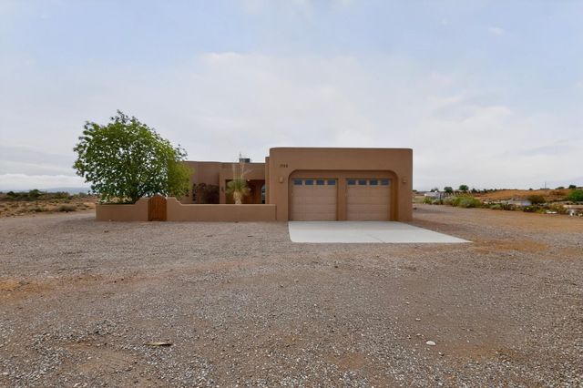 1480 Nez Perce Loop NE, Rio Rancho, NM 87144
