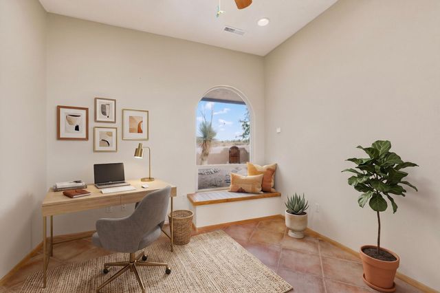 1480 Nez Perce Loop NE, Rio Rancho, NM 87144