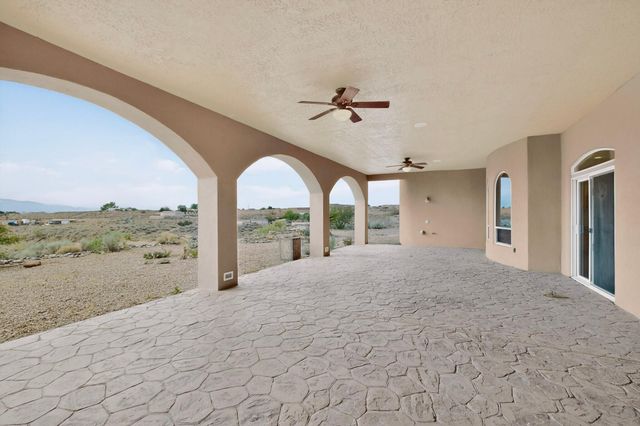 1480 Nez Perce Loop NE, Rio Rancho, NM 87144