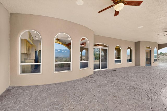 1480 Nez Perce Loop NE, Rio Rancho, NM 87144
