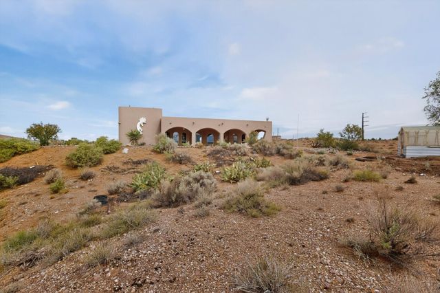 1480 Nez Perce Loop NE, Rio Rancho, NM 87144