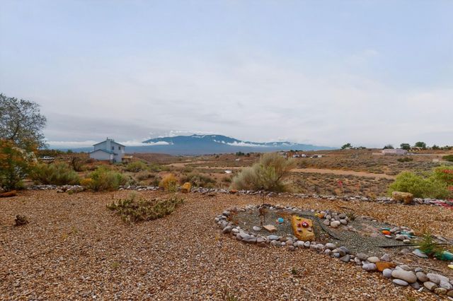 1480 Nez Perce Loop NE, Rio Rancho, NM 87144