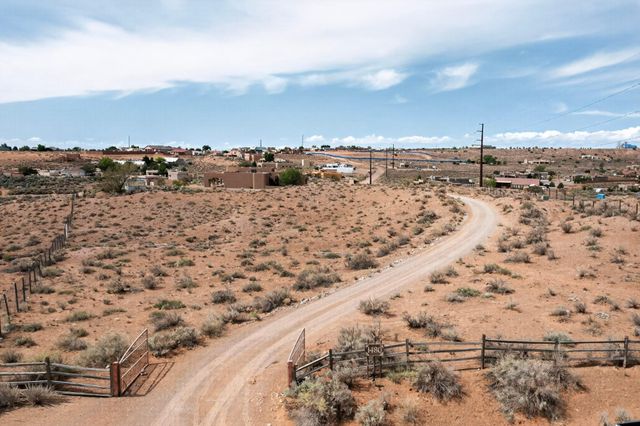 1480 Nez Perce Loop NE, Rio Rancho, NM 87144