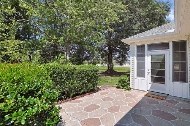 3891 Stillwood Dr., Myrtle Beach, SC 29588