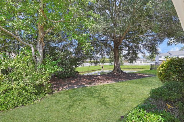 3891 Stillwood Dr., Myrtle Beach, SC 29588