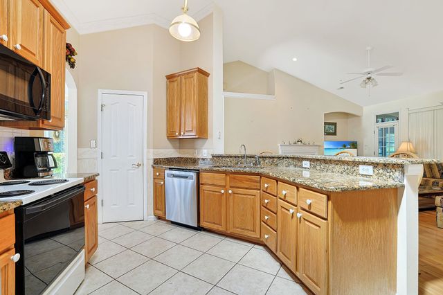 3891 Stillwood Dr., Myrtle Beach, SC 29588