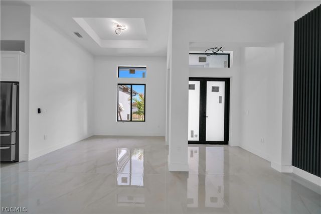 3100 41st ST W, Lehigh Acres, FL 33971