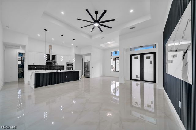 3100 41st ST W, Lehigh Acres, FL 33971