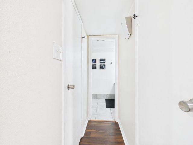 2814 S Bartell Drive 32, Houston, TX 77054