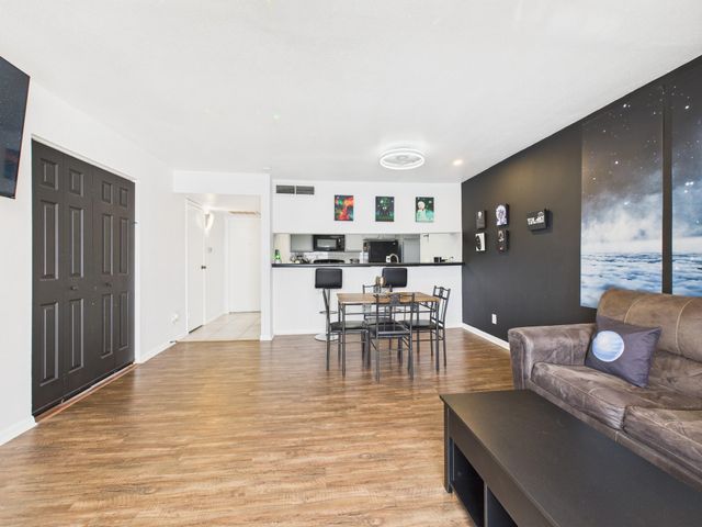 2814 S Bartell Drive 32, Houston, TX 77054