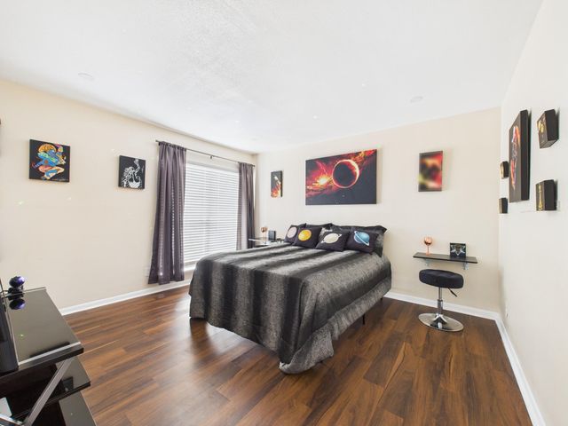 2814 S Bartell Drive 32, Houston, TX 77054