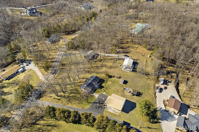 10290 Woodland Road, Festus, MO 63028