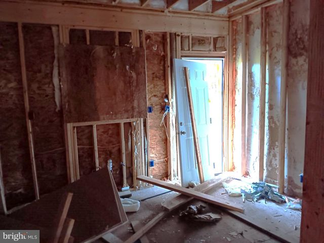 817 N BROOKLYN ST, Philadelphia, PA 19104