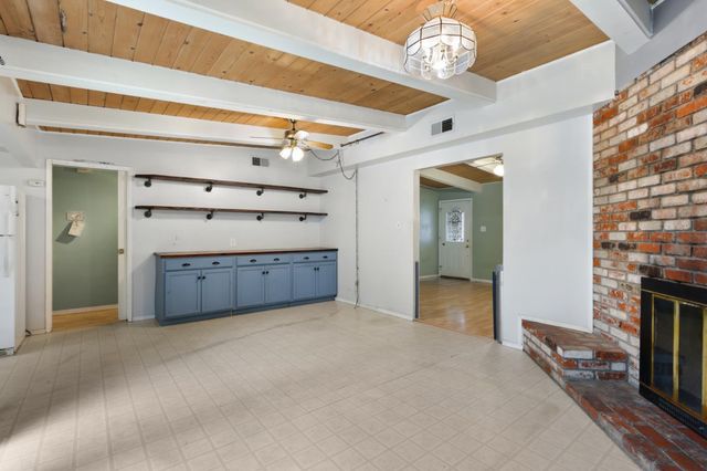 2527 Mcgregor Dr, Rancho Cordova, CA 95670