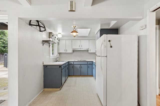 2527 Mcgregor Dr, Rancho Cordova, CA 95670