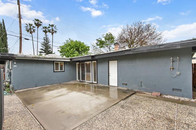 2527 Mcgregor Dr, Rancho Cordova, CA 95670