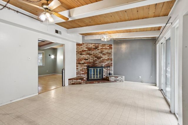 2527 Mcgregor Dr, Rancho Cordova, CA 95670