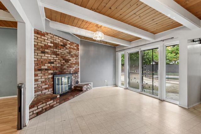 2527 Mcgregor Dr, Rancho Cordova, CA 95670