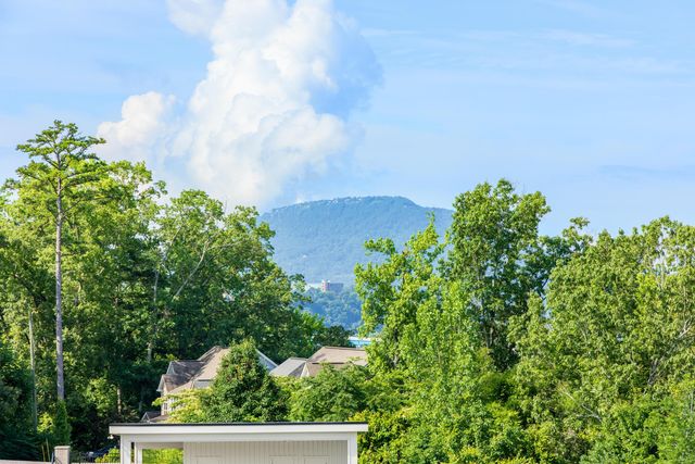 1065 Meroney Street, Chattanooga, TN 37405