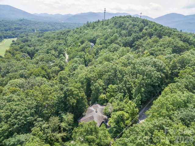 275 Allen Mountain Drive, Black Mountain, NC 28711