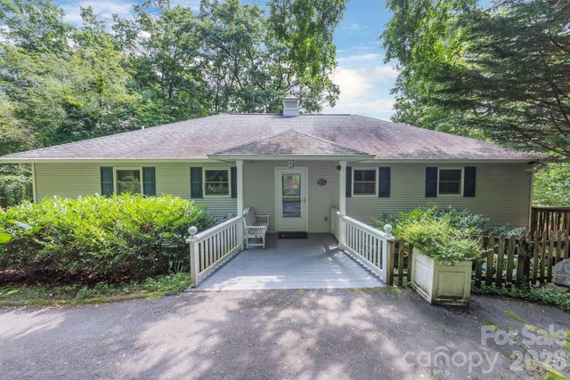 275 Allen Mountain Drive, Black Mountain, NC 28711