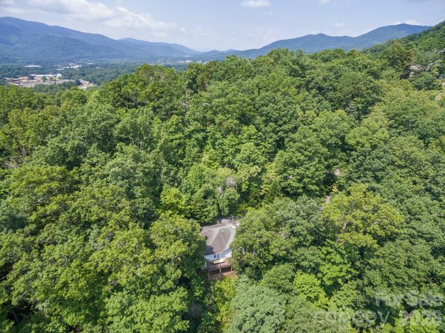 275 Allen Mountain Drive, Black Mountain, NC 28711