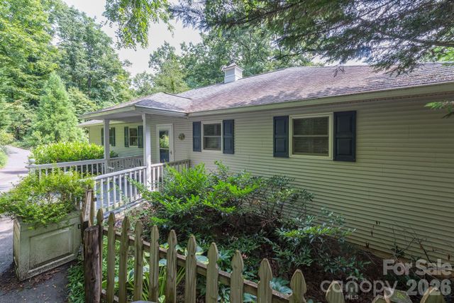 275 Allen Mountain Drive, Black Mountain, NC 28711