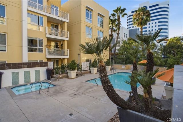 21301 Erwin 443, Woodland Hills, CA 91367