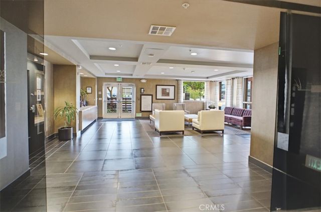 21301 Erwin 443, Woodland Hills, CA 91367