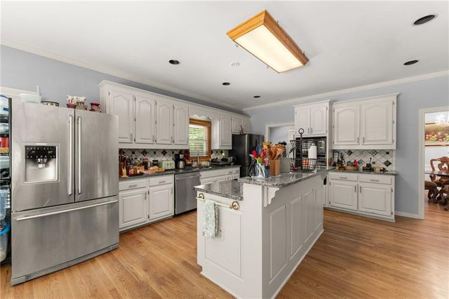 1199 Mountainside Trace NW, Kennesaw, GA 30152