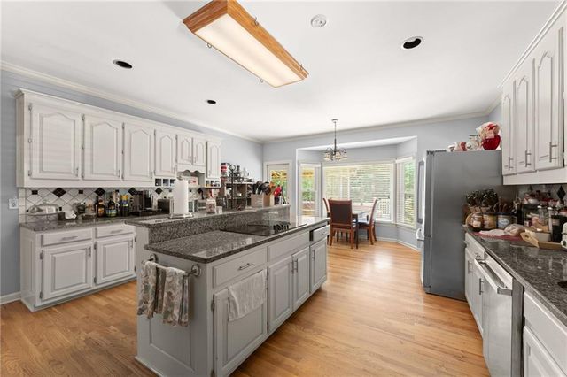 1199 Mountainside Trace NW, Kennesaw, GA 30152