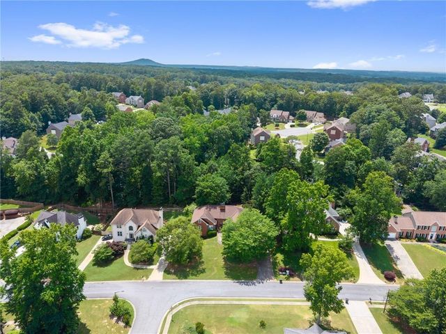 1199 Mountainside Trace NW, Kennesaw, GA 30152