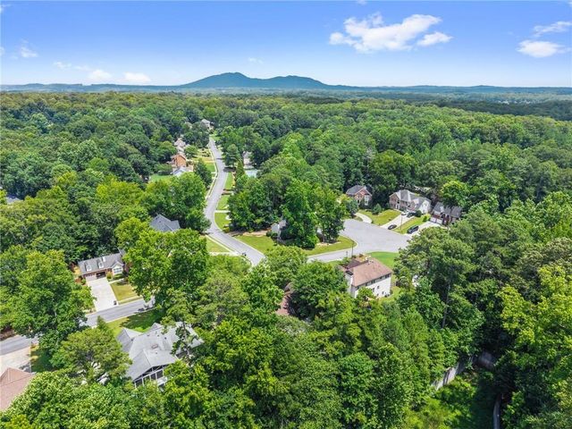 1199 Mountainside Trace NW, Kennesaw, GA 30152