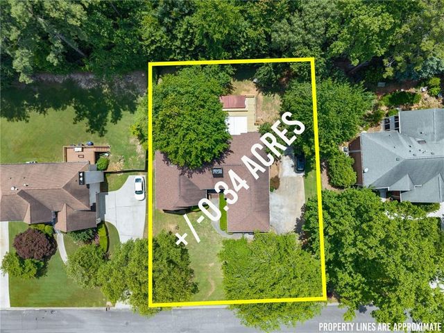 1199 Mountainside Trace NW, Kennesaw, GA 30152