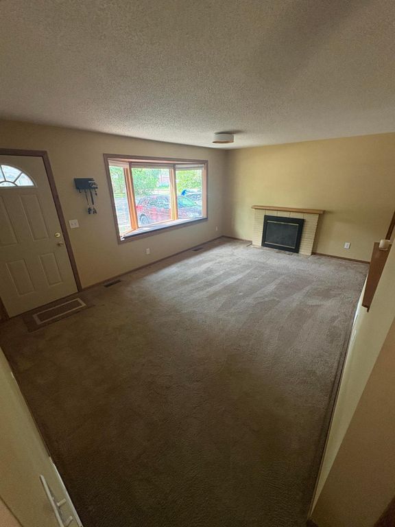 5220 Quail Avenue N, Crystal, MN 55429 — photo 4