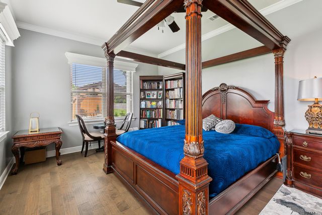 9574 W Terran Ln, Westwego, LA 70094