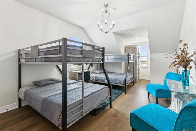 9574 W Terran Ln, Westwego, LA 70094